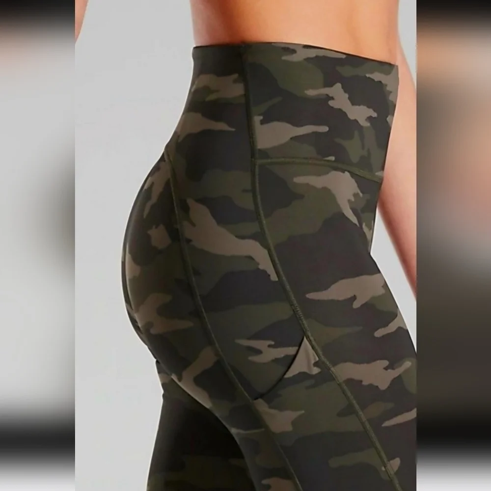 Athleta Ultimate Stash Pocket Camo Leggings Womens Medium Petite - Picture 2 of 7
